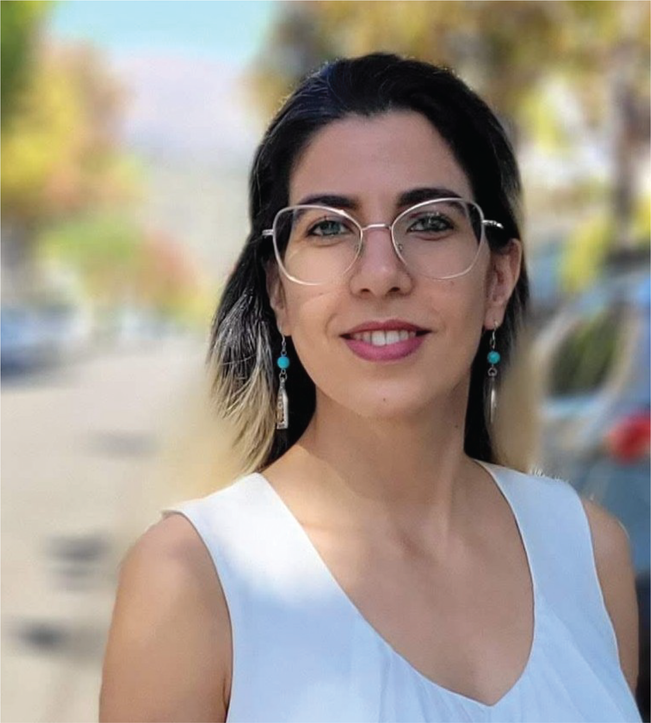 Afsaneh Ghazavi